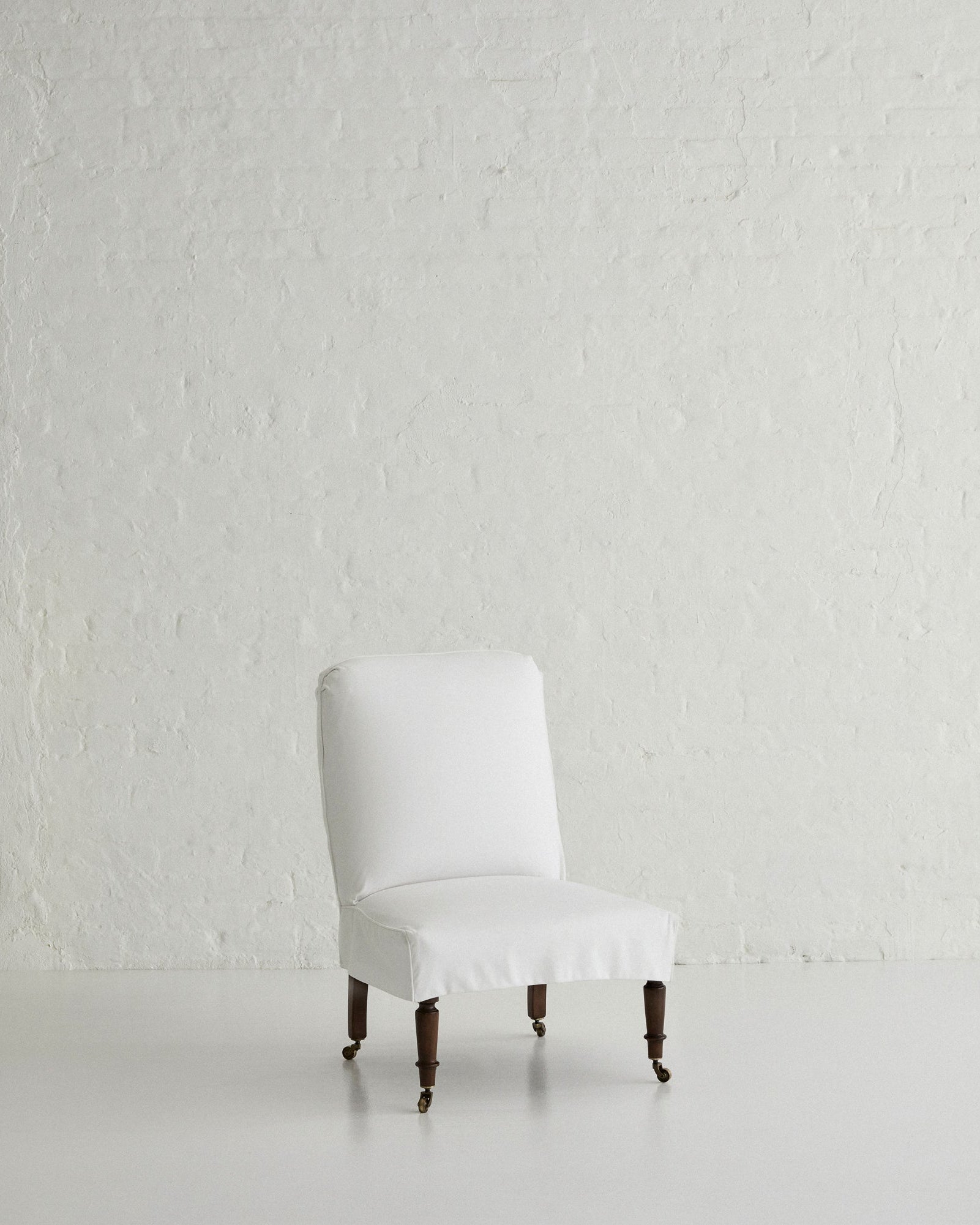 Studio Slipper Chair in Cotton