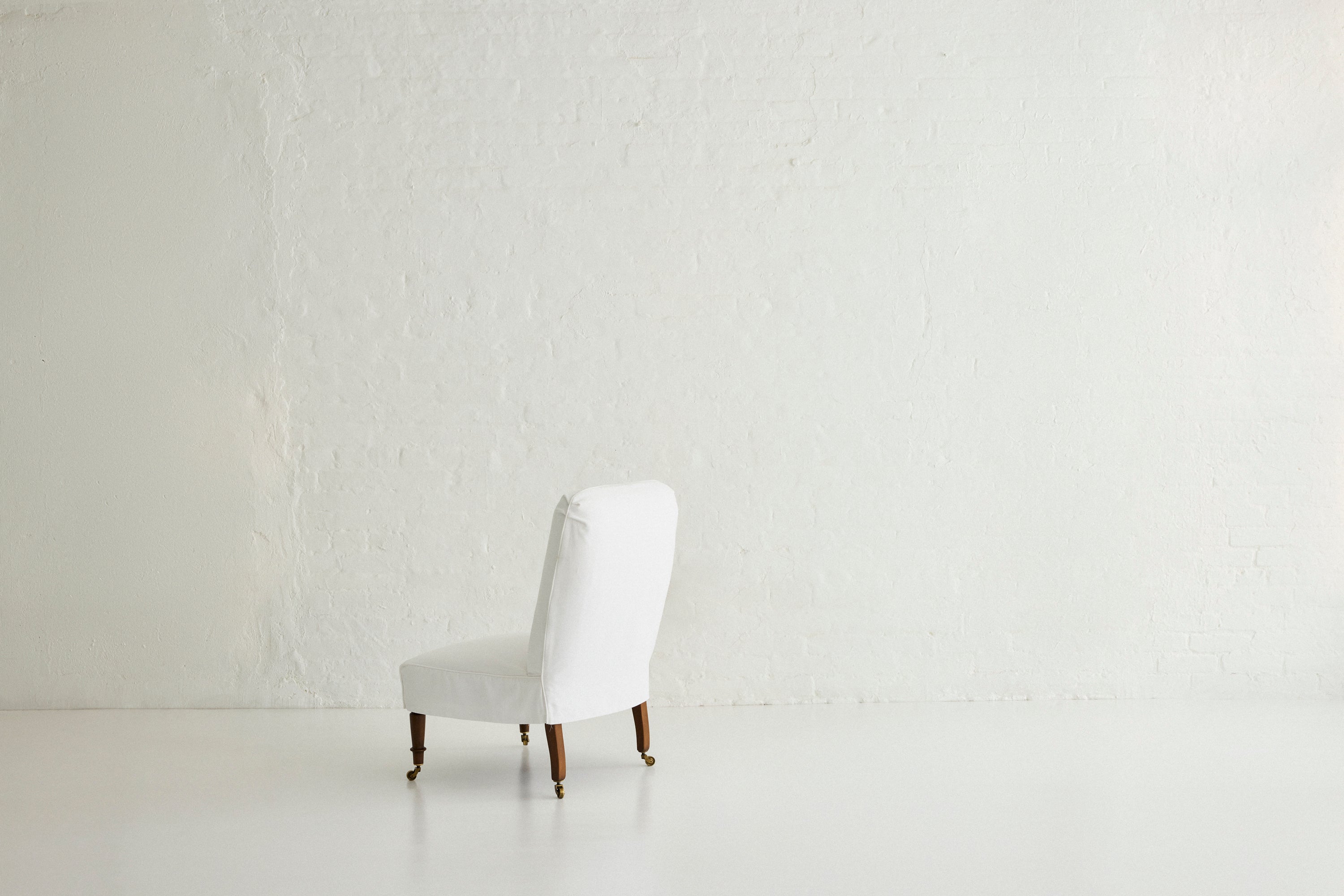 Studio Slipper Chair in Cotton