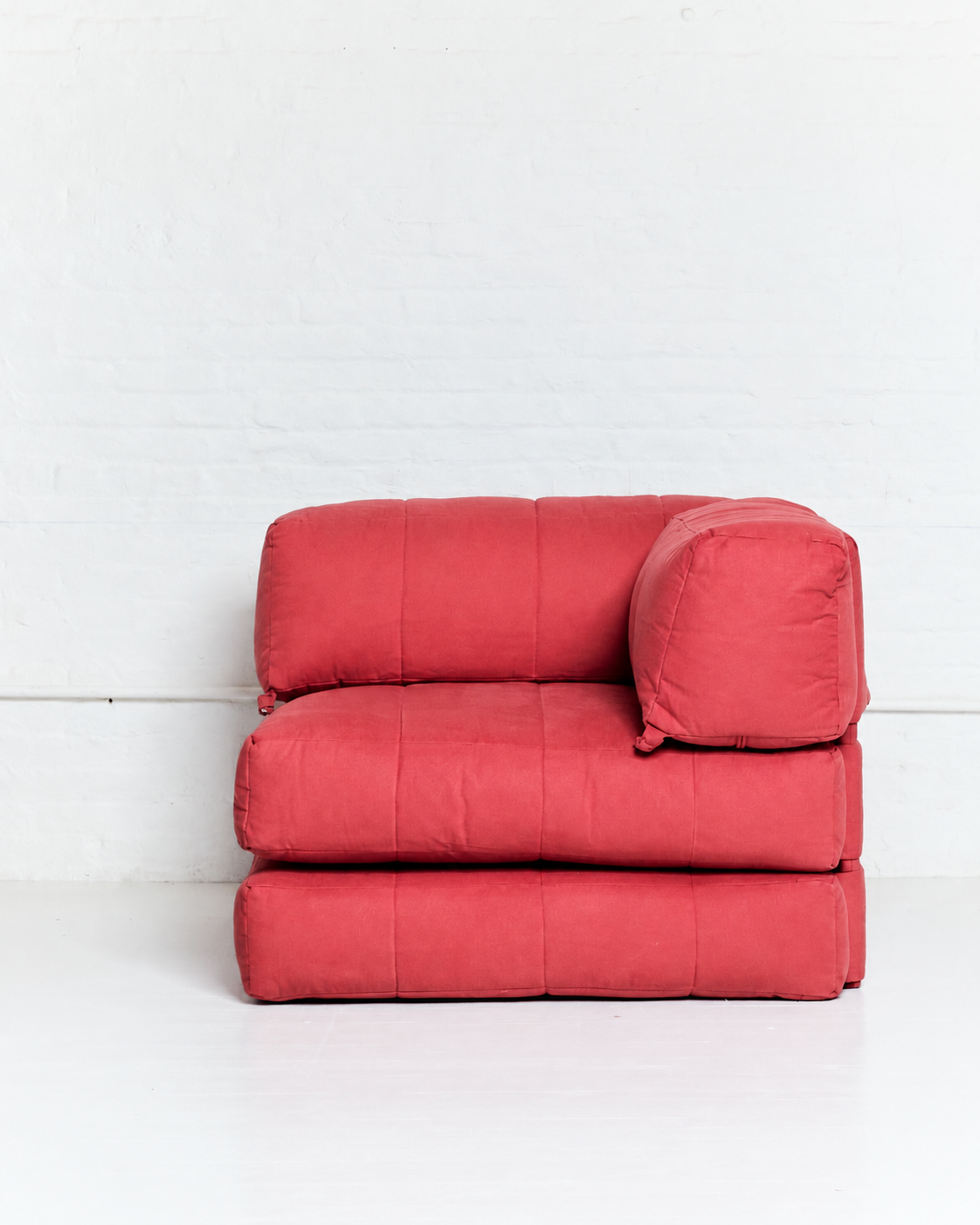 Duvet Corner Module Vintage Red