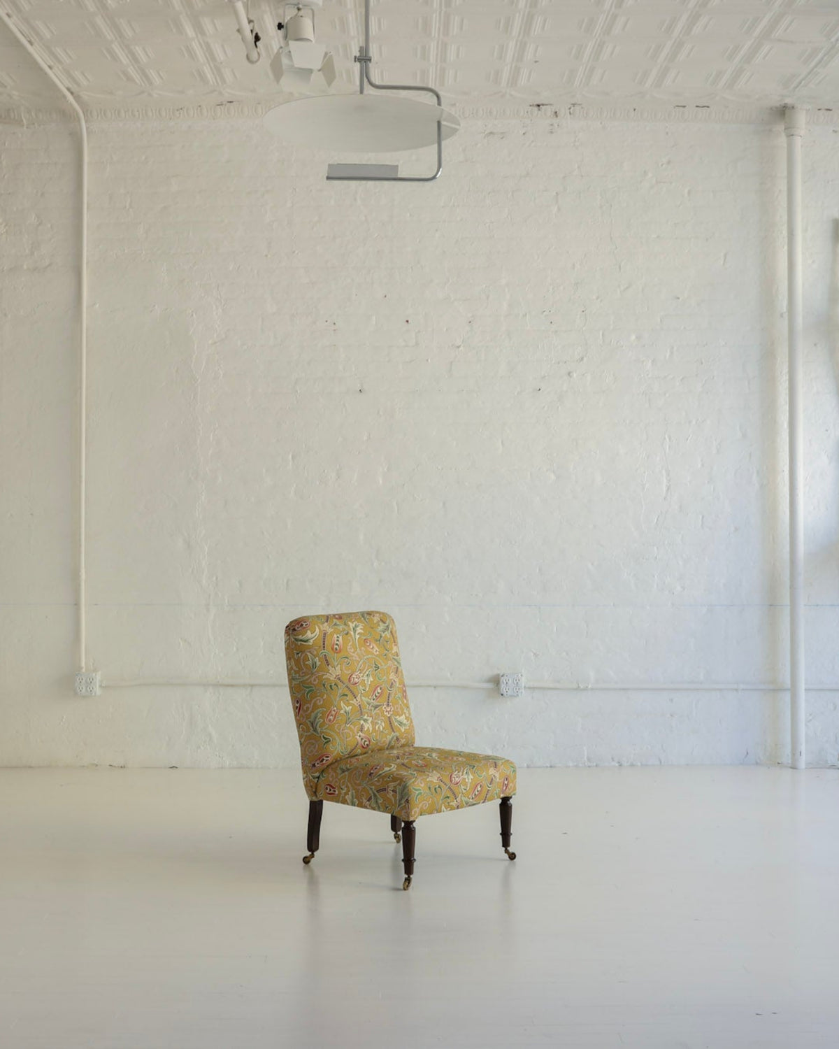 WILLIAM WHITE x CABANA: Studio Slipper Chair, William Morris Scrolling Tulip