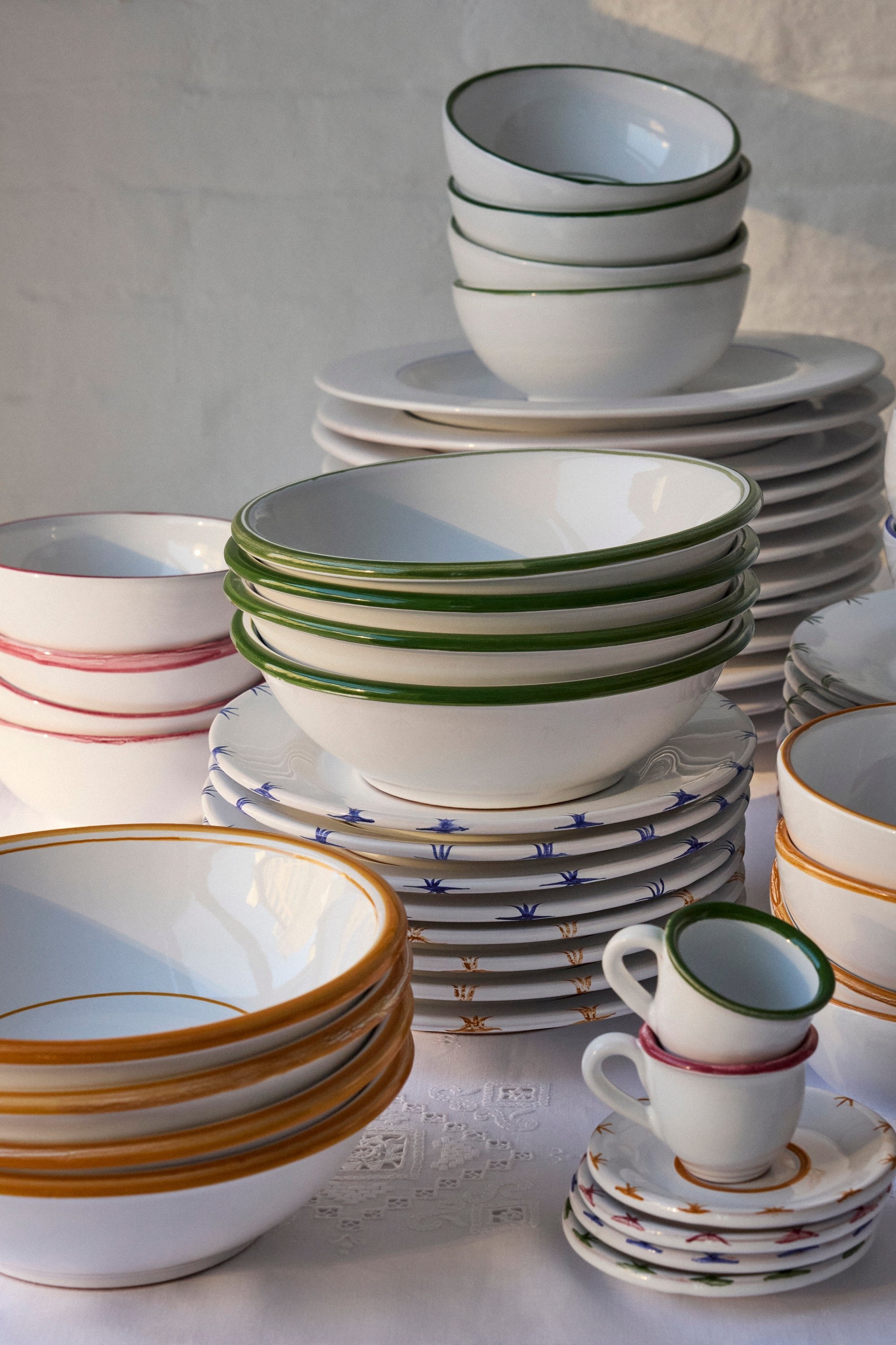 Starry Pasta Bowl Set in Red