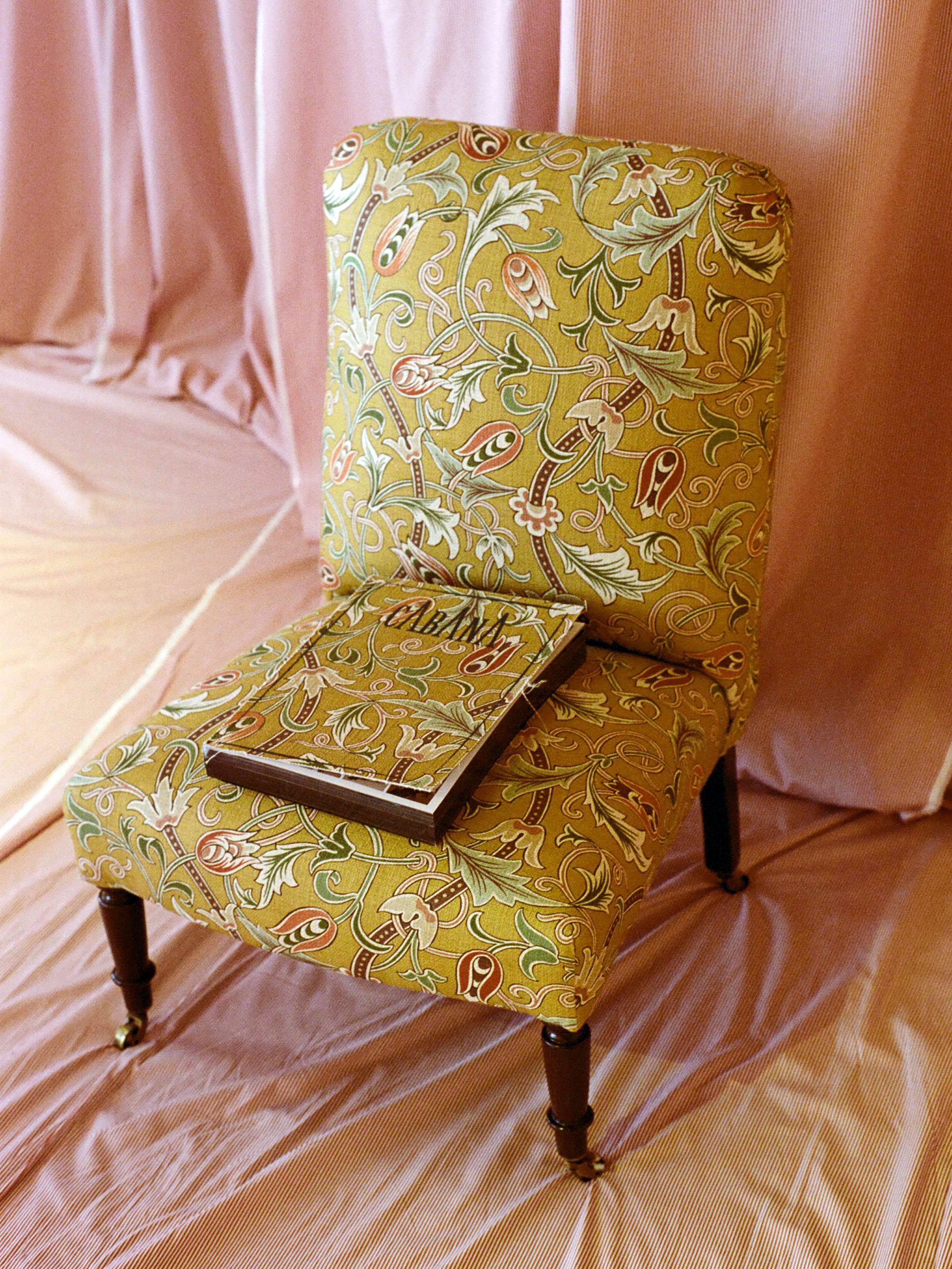 WILLIAM WHITE x CABANA: Studio Slipper Chair, William Morris Scrolling Tulip