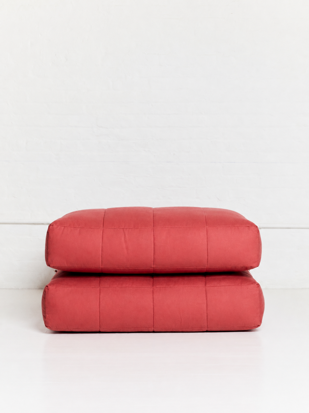 Duvet Ottoman Vintage Red