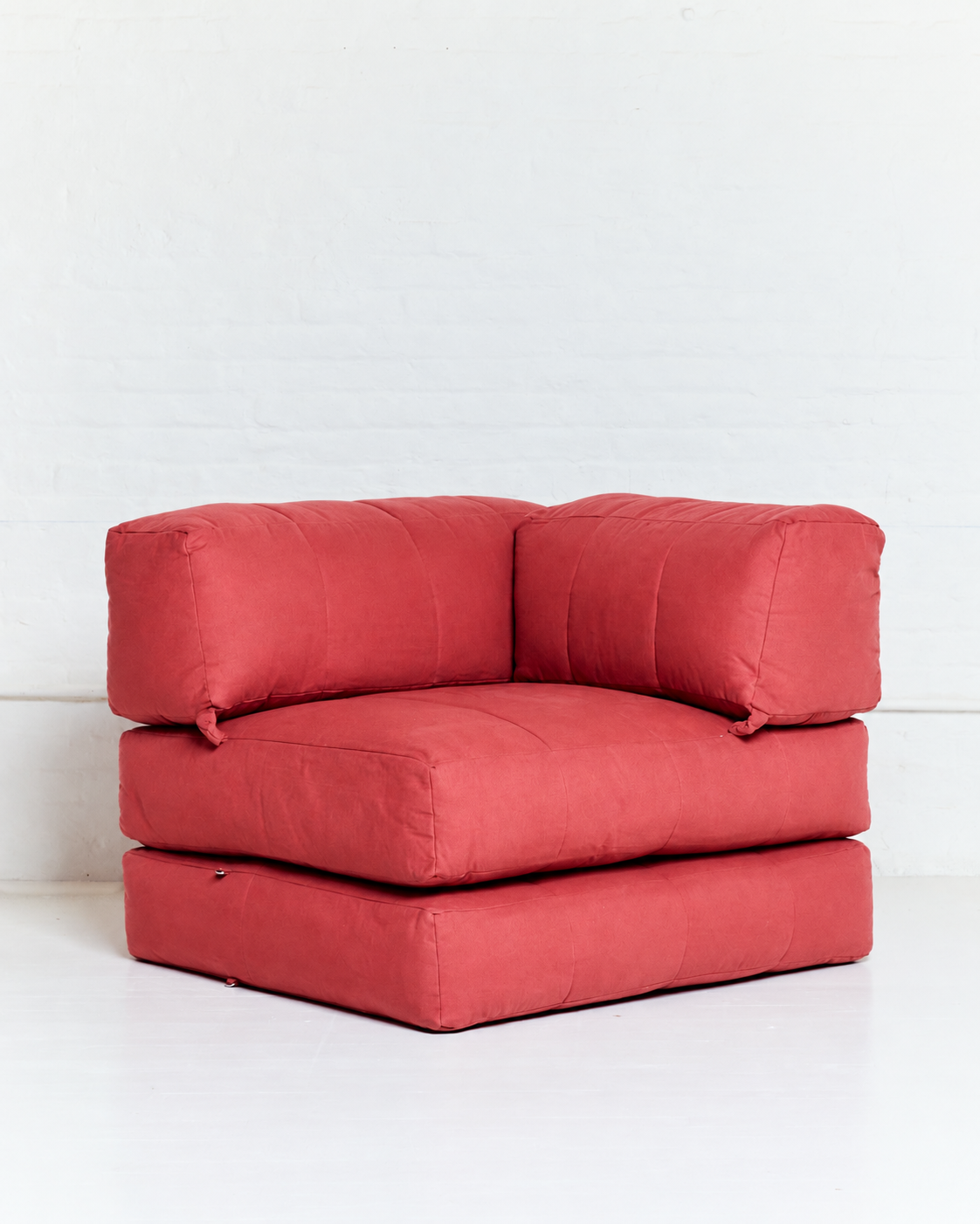 Duvet Corner Module Vintage Red