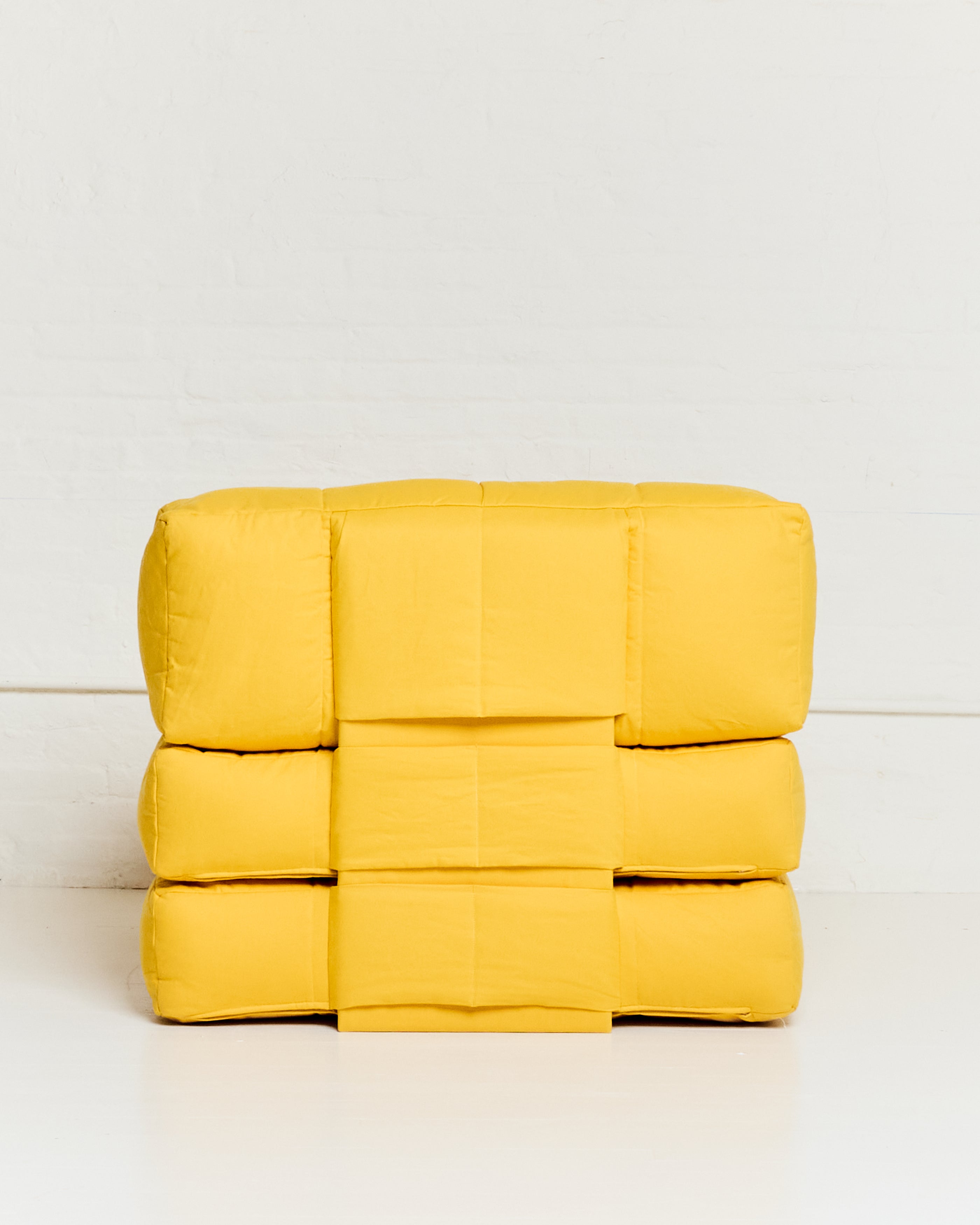 Duvet Armless Module Multi Vintage Red/Klein Blue