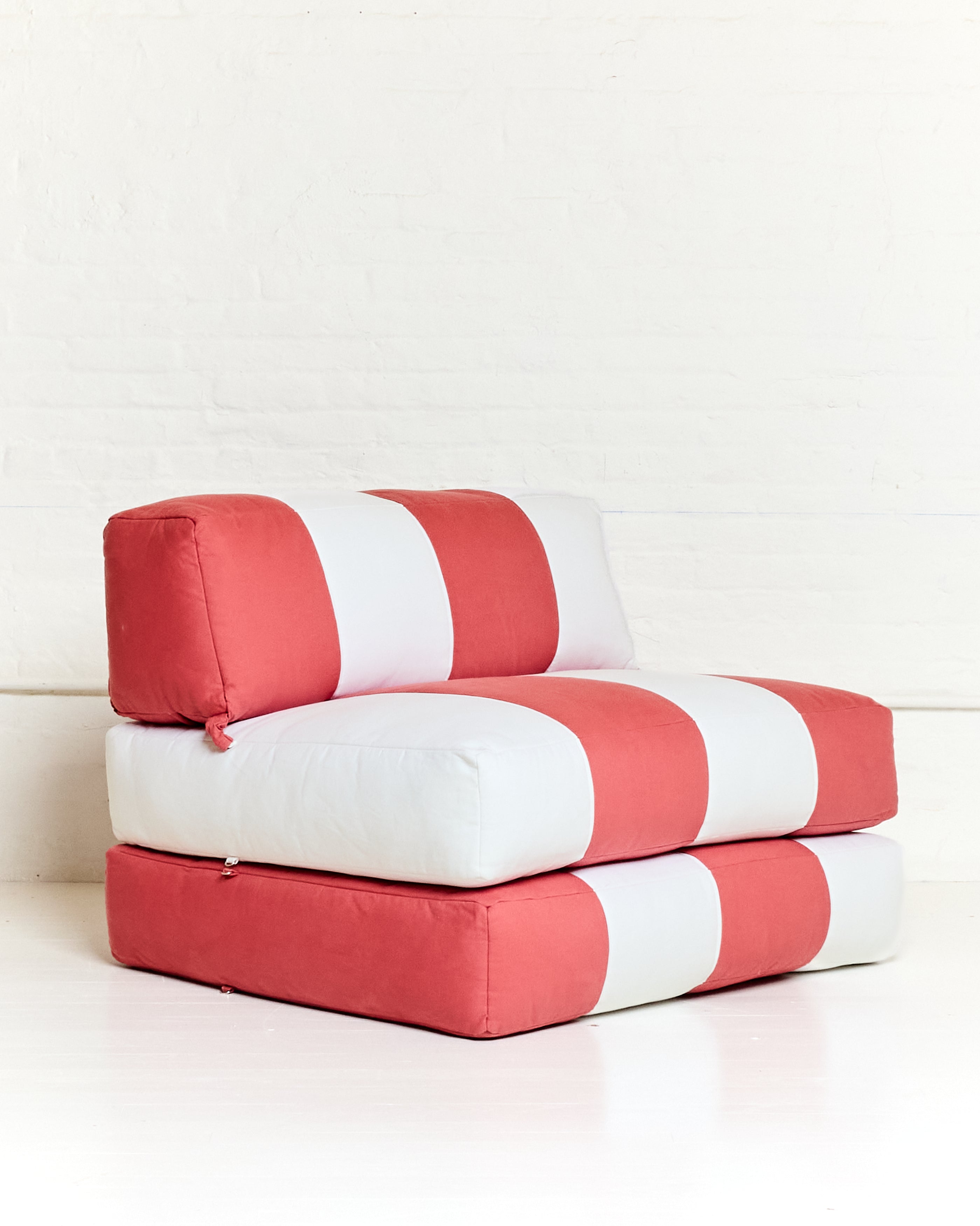 Duvet Armless Module Multi Vintage Red/Klein Blue