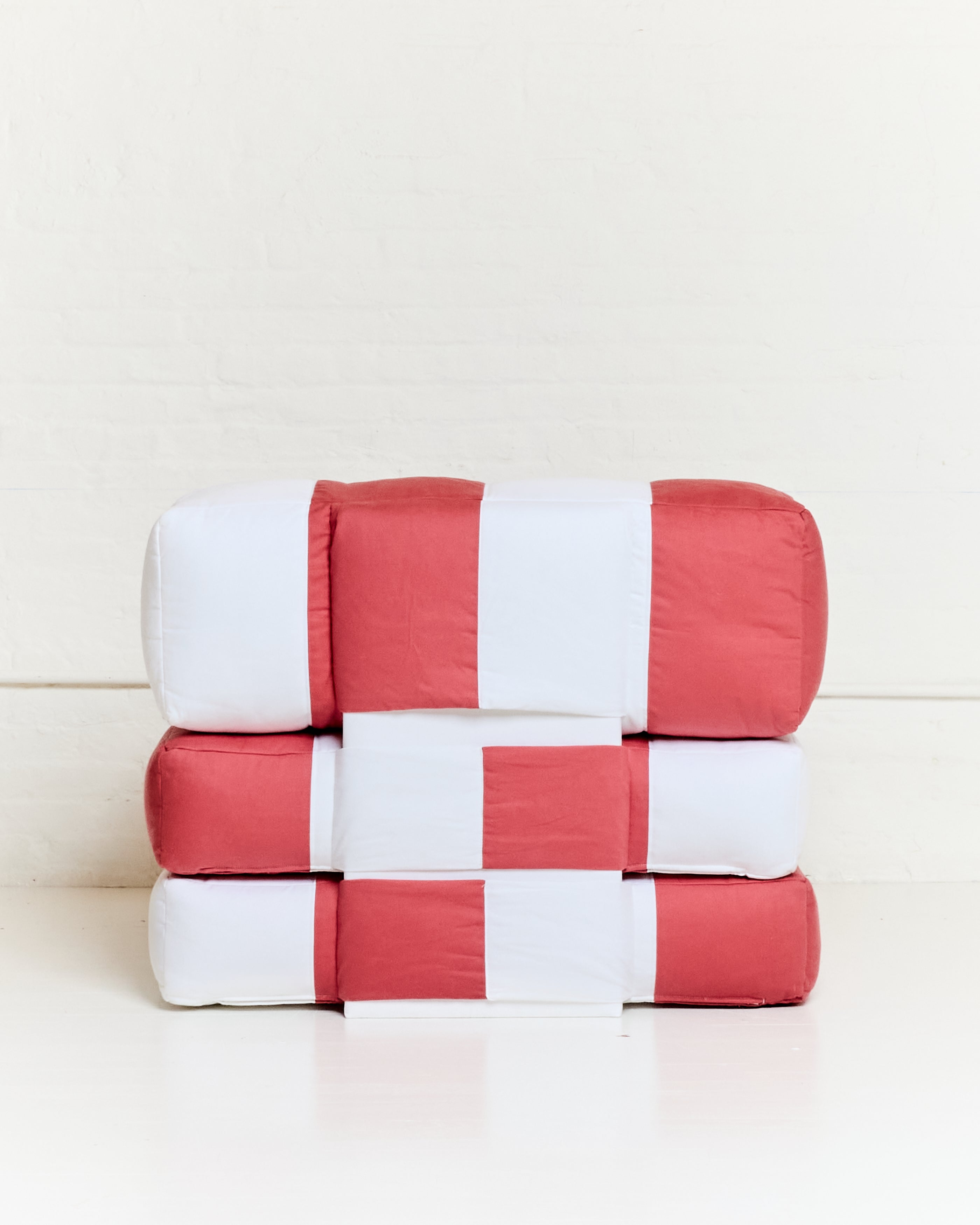 Duvet Armless Module Multi Vintage Red/Klein Blue