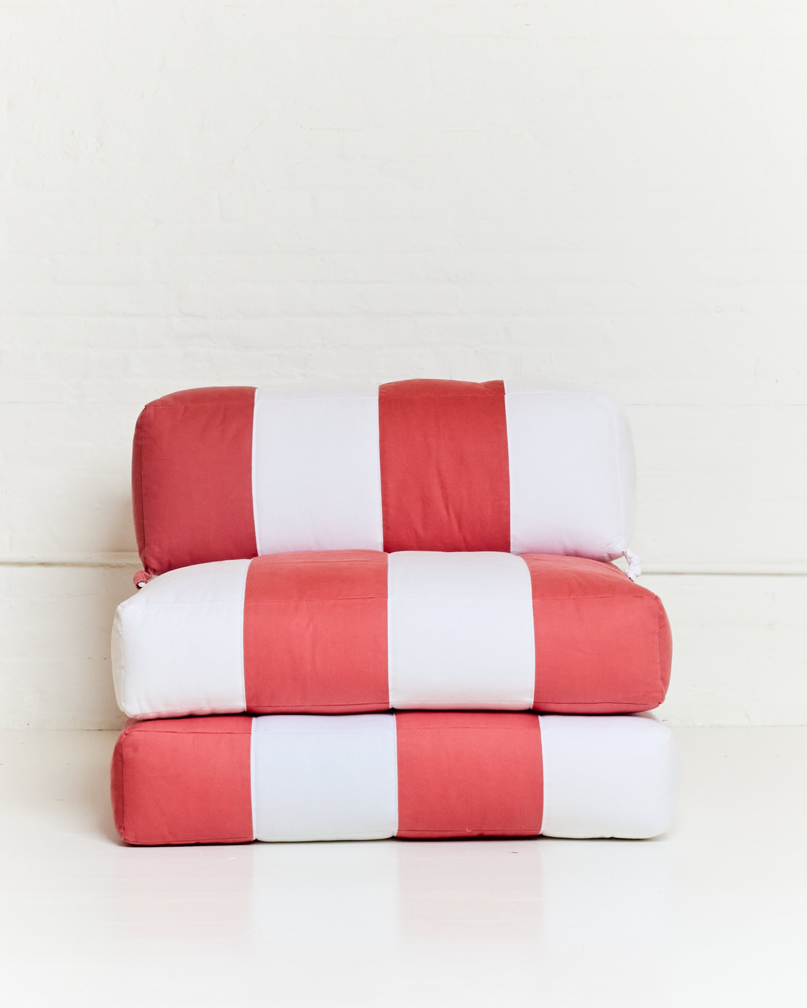 Duvet Armless Module Multi Vintage Red/Klein Blue