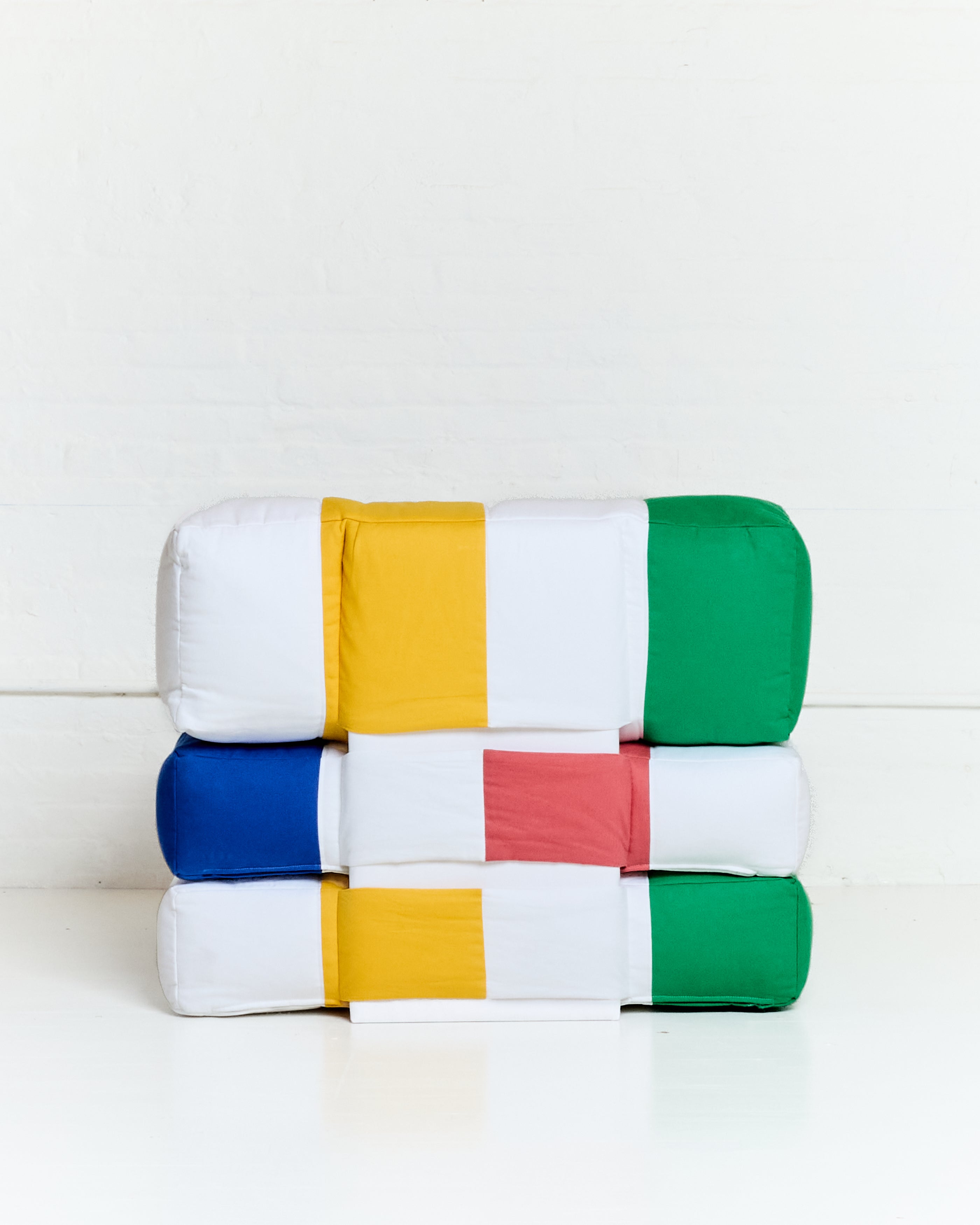 Duvet Armless Module Multi Vintage Red/Klein Blue