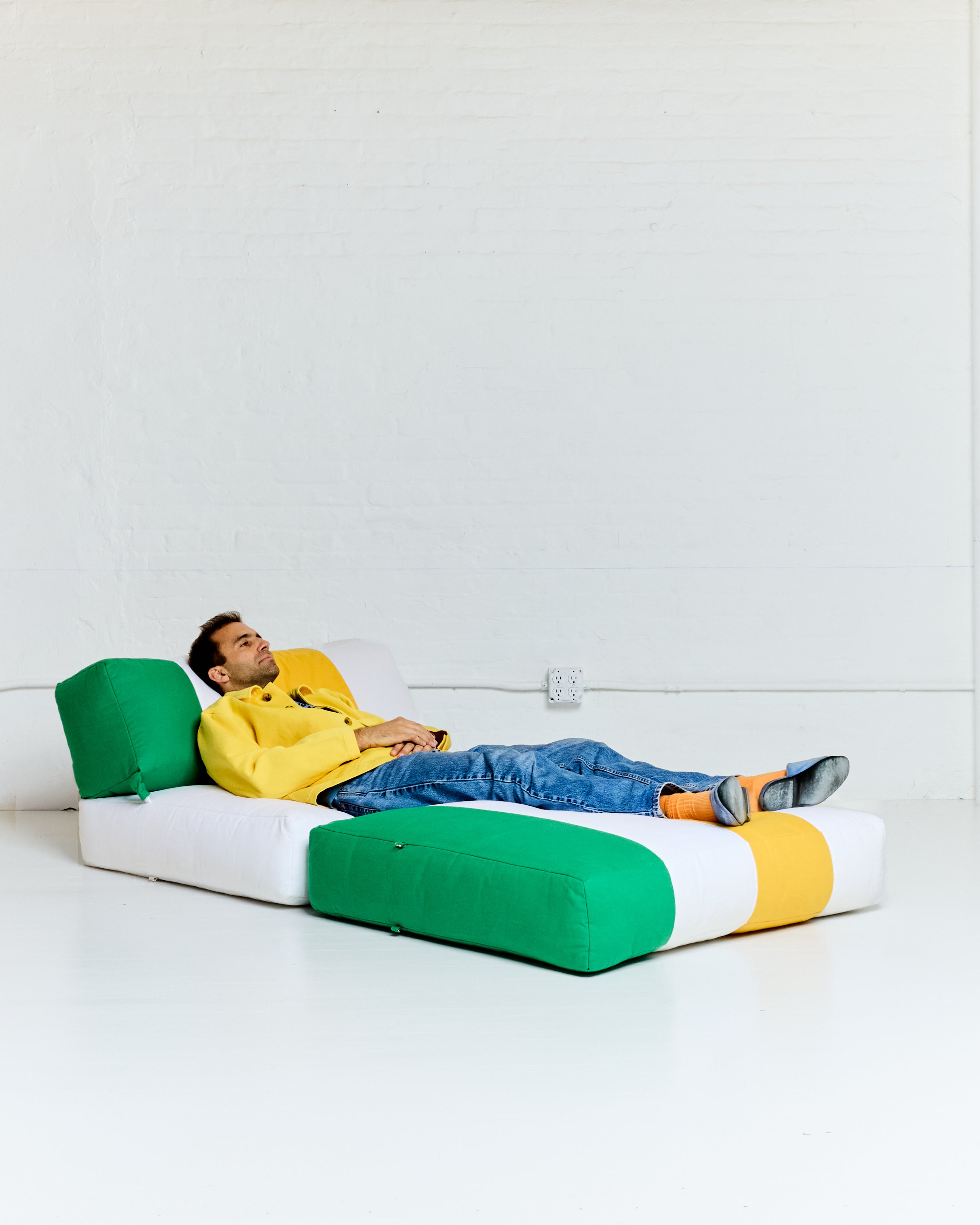 Duvet Armless Module Multi Vintage Red/Klein Blue