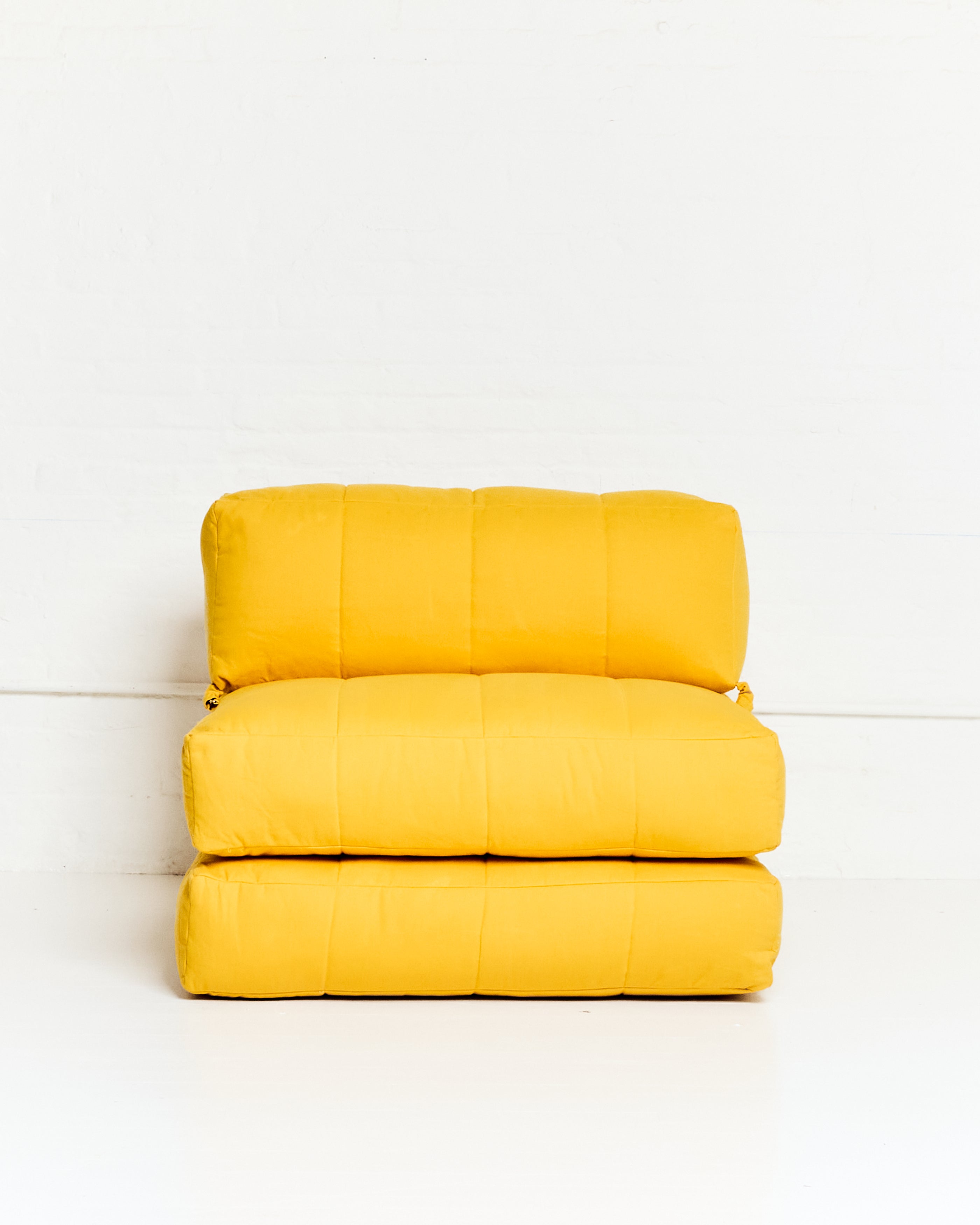 Duvet Armless Module Multi Vintage Red/Klein Blue