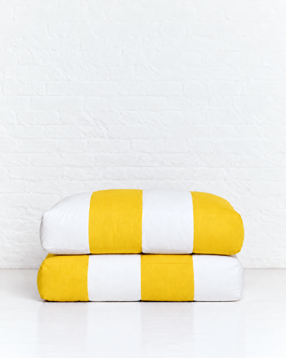 Duvet Ottoman Taxi Yellow/White